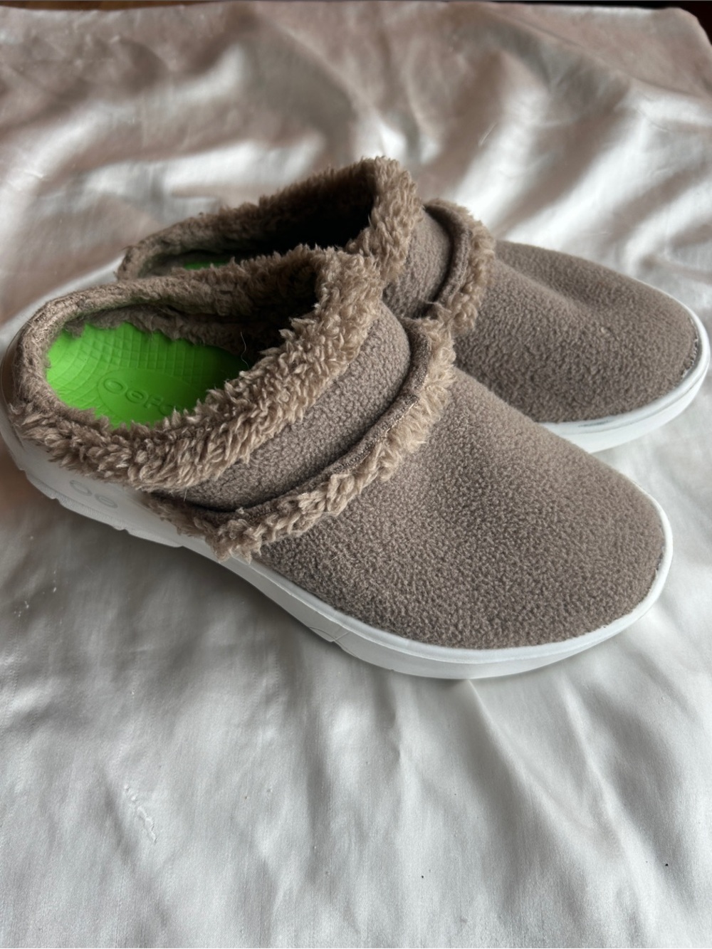OOFOS Taupe Plush Lined Clog Mules with White Sole